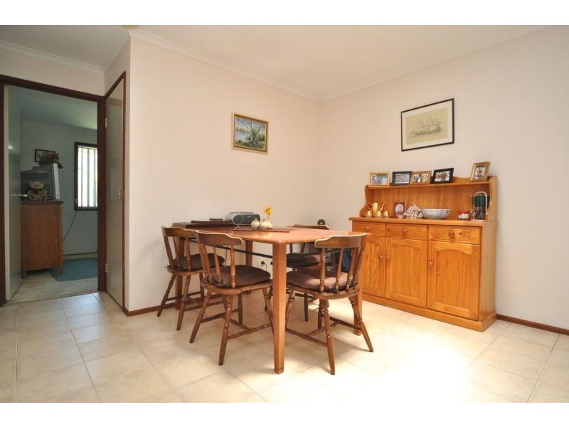 2/26 Kangaroo Aveue, Coombabah QLD 4216