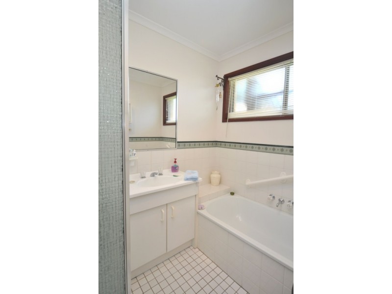 2/26 Kangaroo Aveue, Coombabah QLD 4216