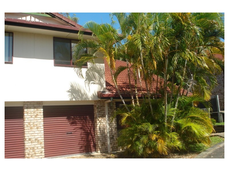 4/212 Central Street, Labrador QLD 4215