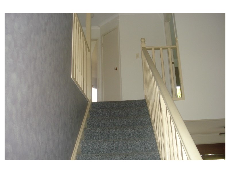 4/212 Central Street, Labrador QLD 4215