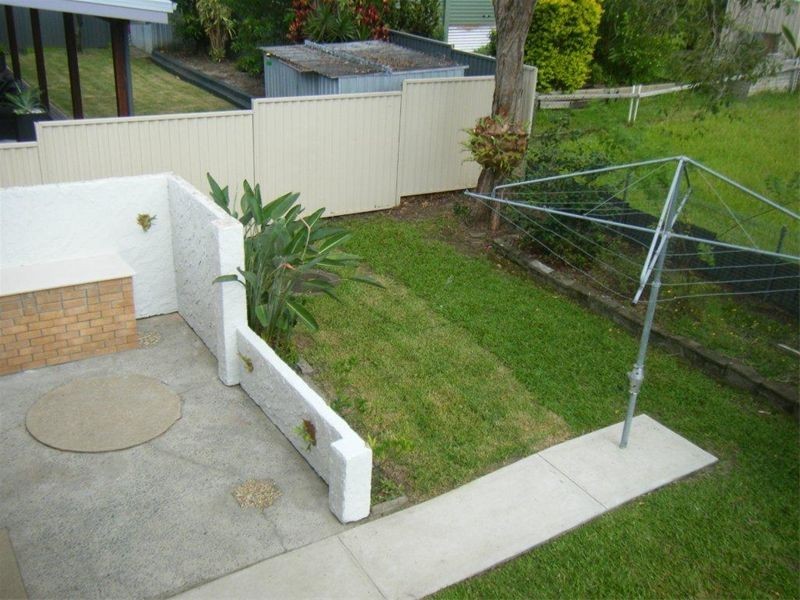 9 Goss Avenue, Labrador QLD 4215
