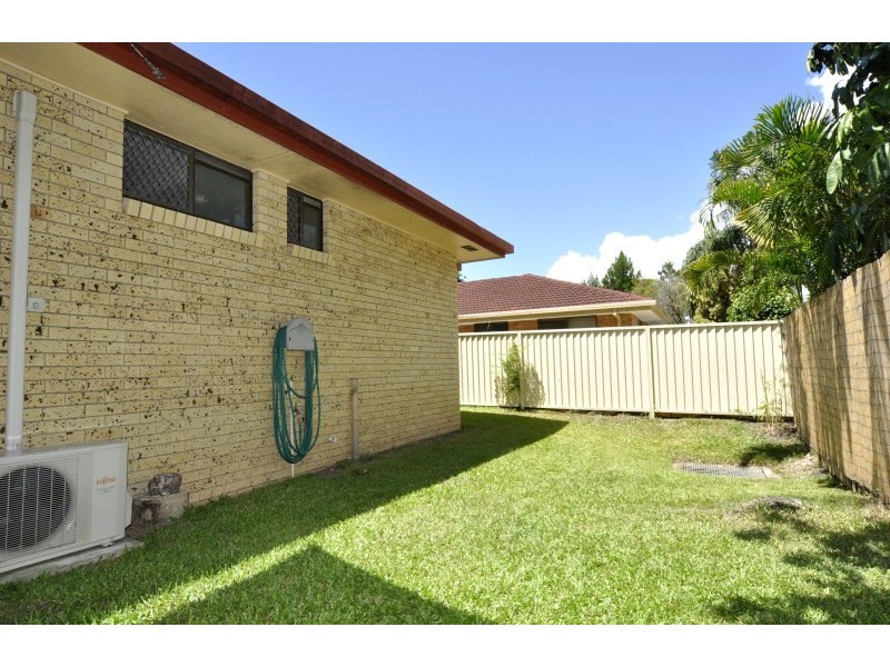 2/192 Oxley Drive, Coombabah QLD 4216