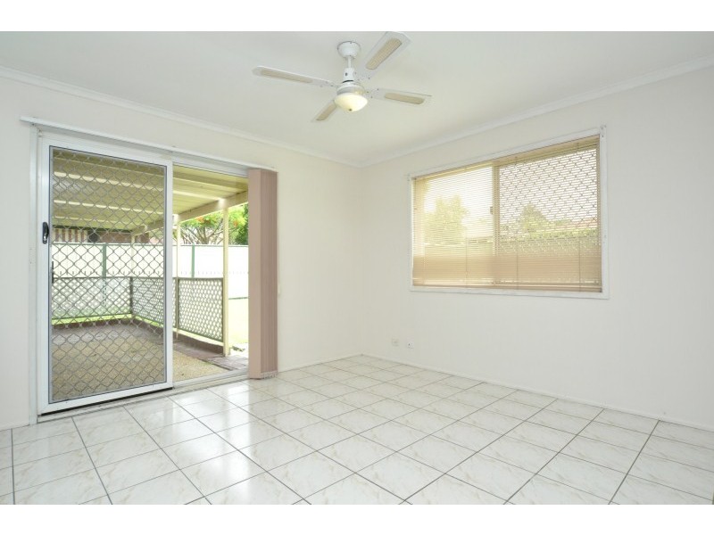 138 Olsen Avenue, Arundel QLD 4214