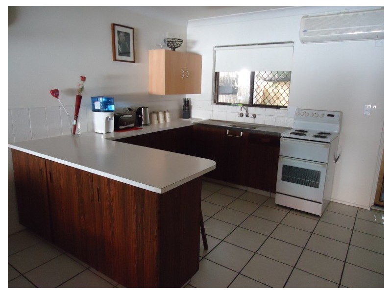 6/22 Central Street, Labrador QLD 4215