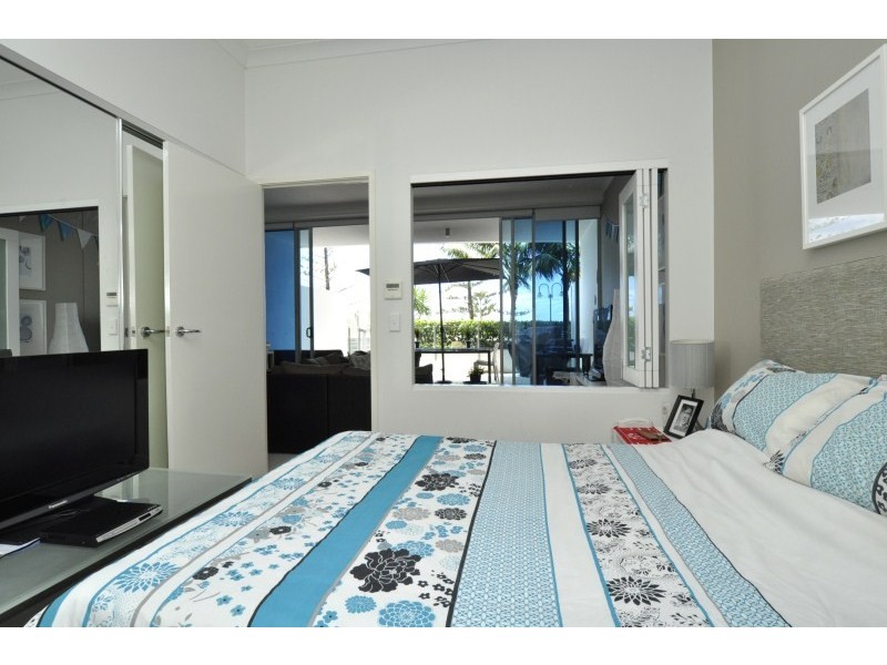 112/430 Marine Parade, Biggera Waters QLD 4216