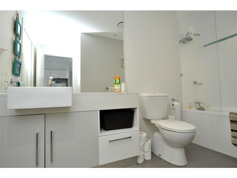 112/430 Marine Parade, Biggera Waters QLD 4216