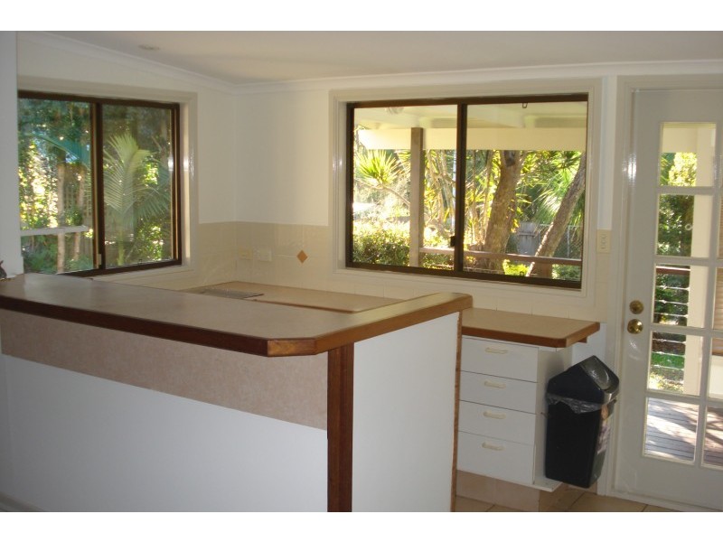 7 Kerr Avenue, Southport QLD 4215