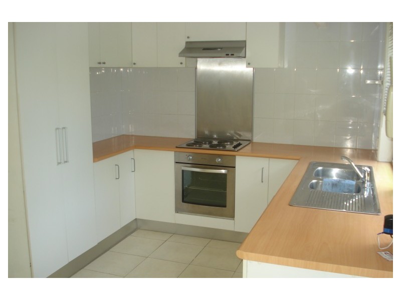 5/8 Village Way, Oxenford QLD 4210