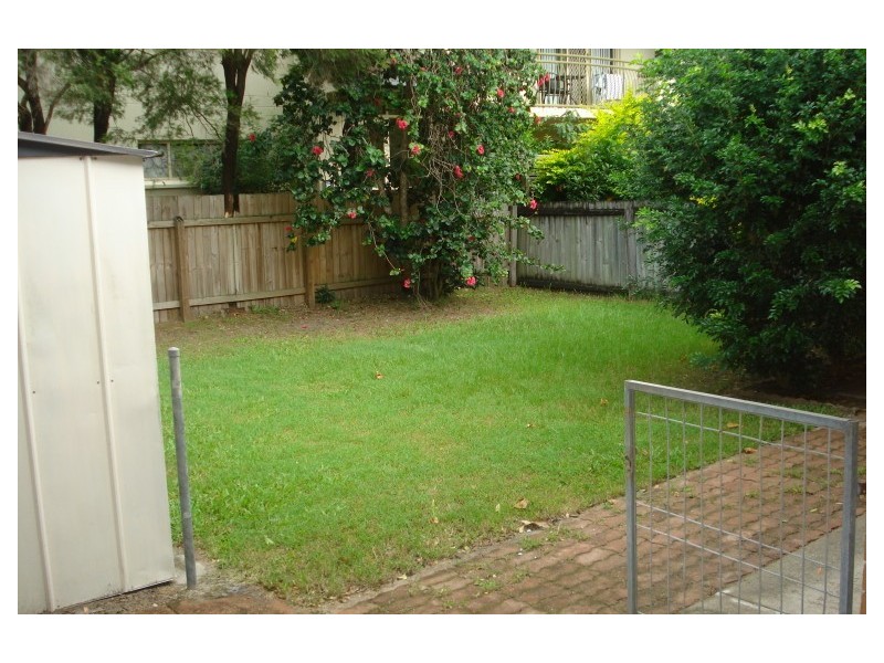 1/20a Brighton Street, Biggera Waters QLD 4216