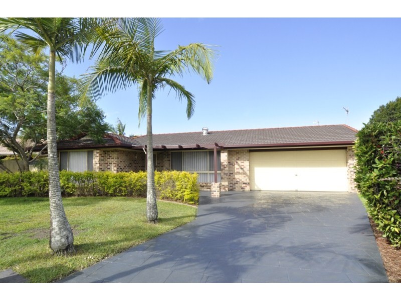 11 Sutton Court, Parkwood QLD 4214