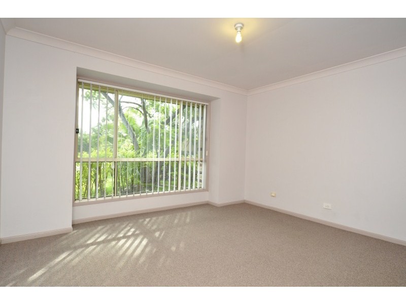 11 Sutton Court, Parkwood QLD 4214