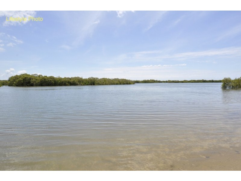 56 Allinga Street, Coombabah QLD 4216