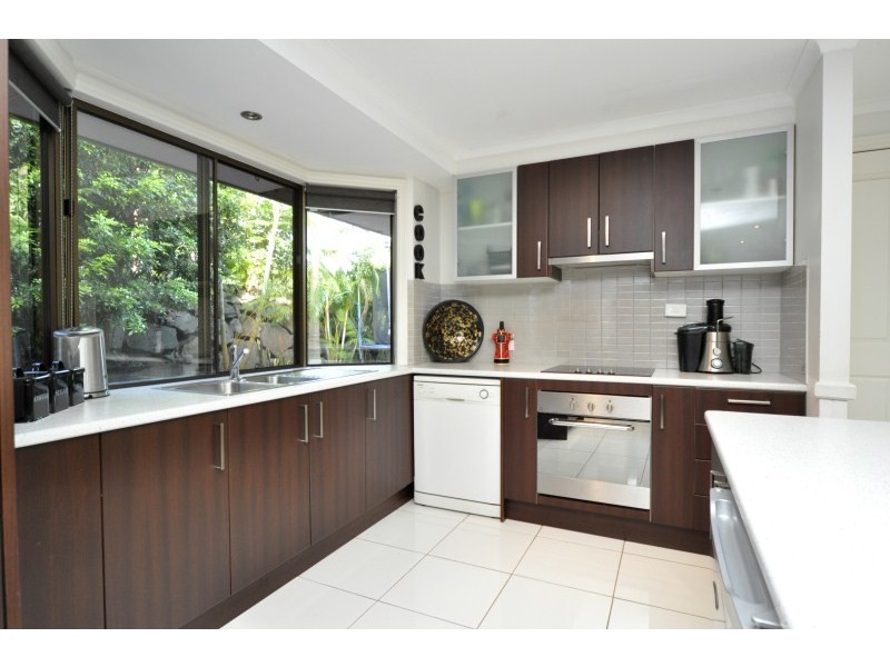 7 Chindrina Street, Hope Island QLD 4212