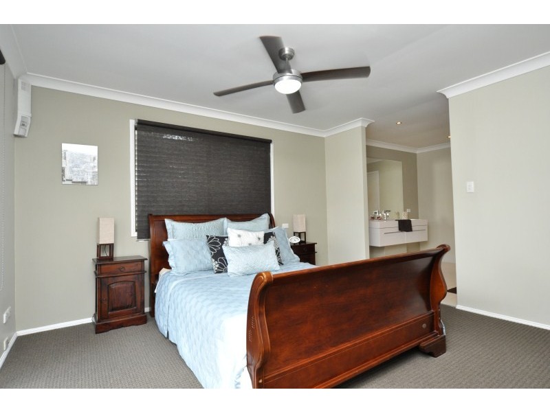 7 Chindrina Street, Hope Island QLD 4212