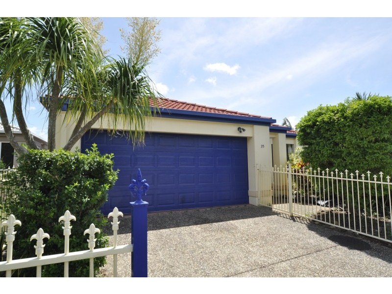35 Myola Court, Coombabah QLD 4216
