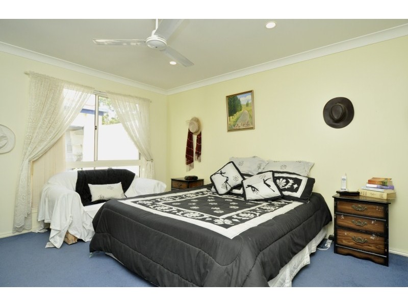 35 Myola Court, Coombabah QLD 4216