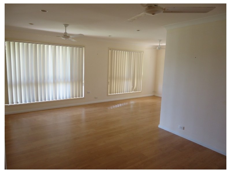 6 Lachlan Drive, Coomera QLD 4209