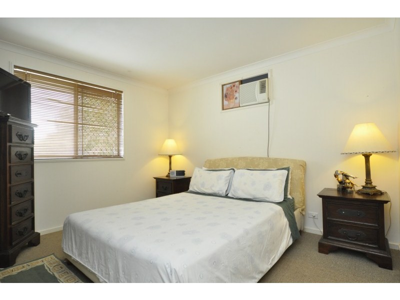 49 Gordon Street, Labrador QLD 4215