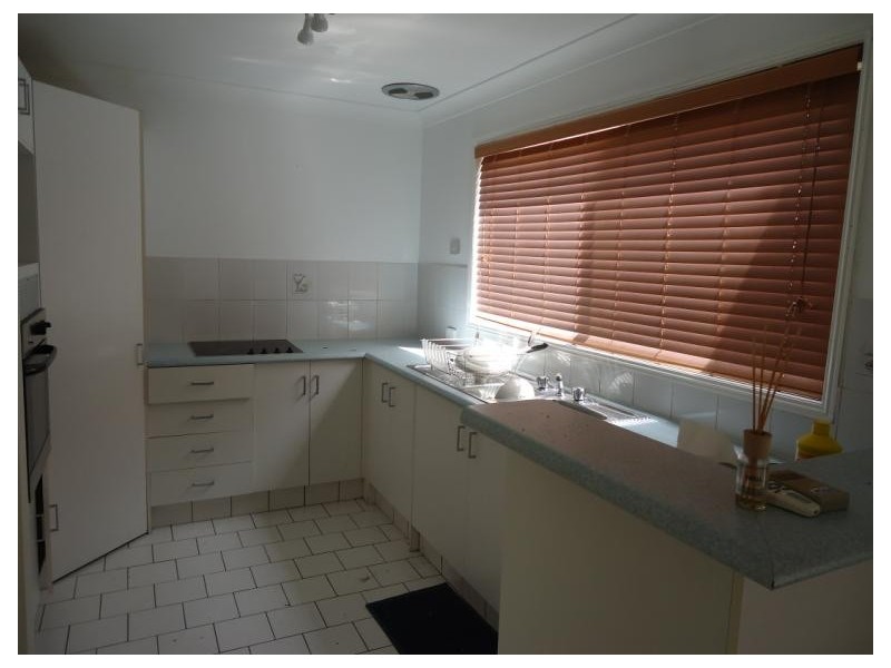 6/14 Liam Court, Labrador QLD 4215