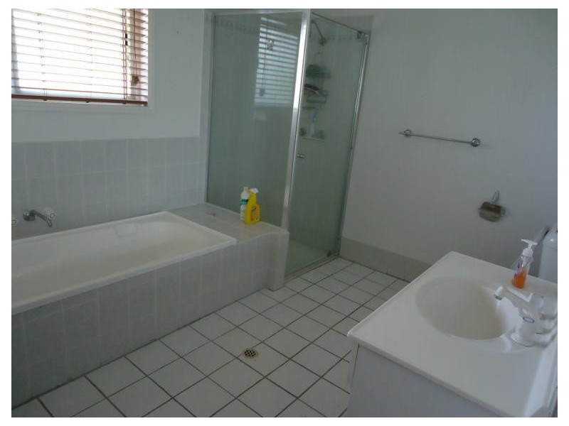 6/14 Liam Court, Labrador QLD 4215