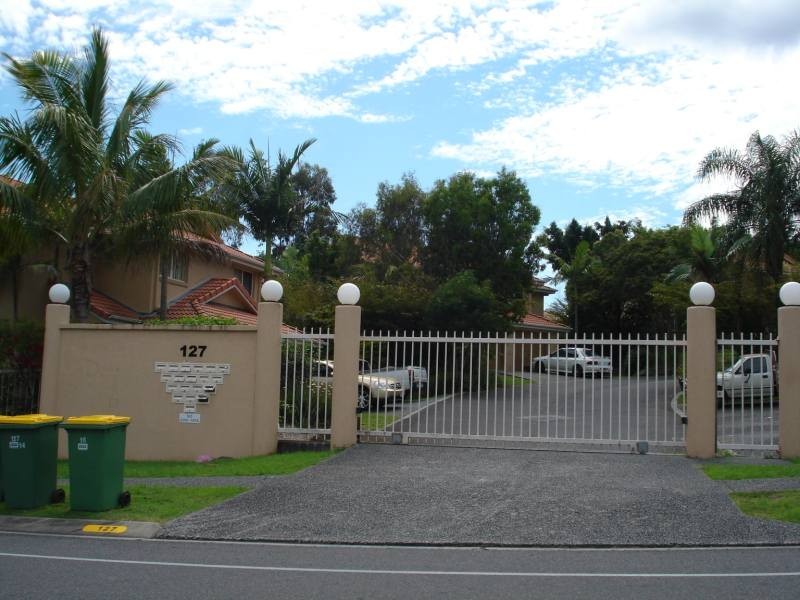 18/127 Greenacre Drive, Parkwood QLD 4214