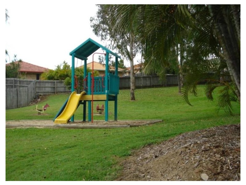 18/127 Greenacre Drive, Parkwood QLD 4214