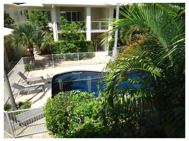 6/27 Gordon Street, Labrador QLD 4215