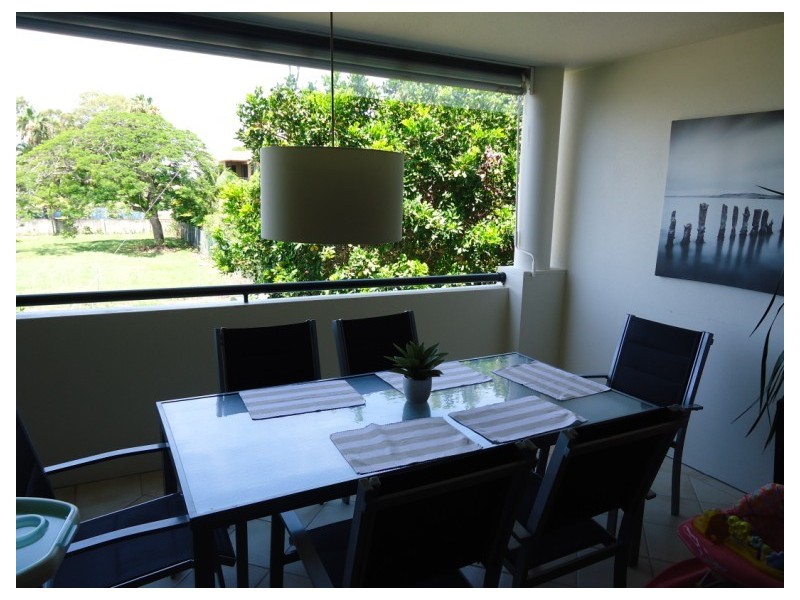 223/392 Marine Parade, Labrador QLD 4215