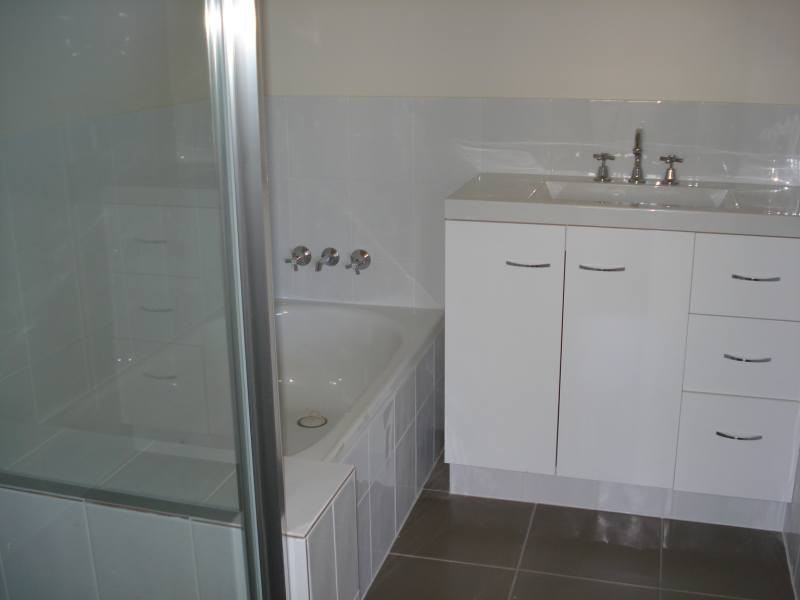354 Government Road, Labrador QLD 4215