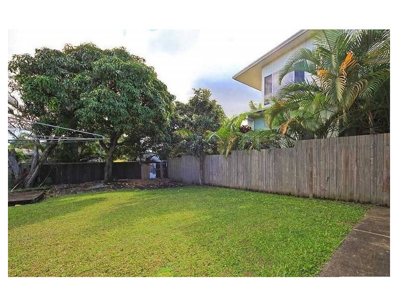 18 Billington Street, Labrador QLD 4215