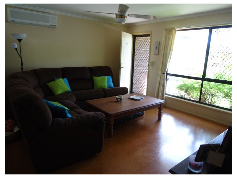 2/47 Usher Avenue, Labrador QLD 4215