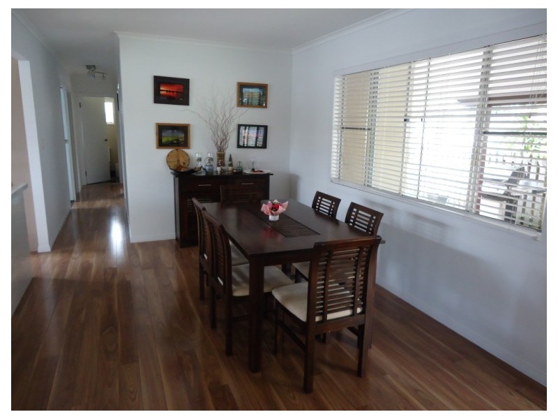 7 Bundarra Street, Coombabah QLD 4216