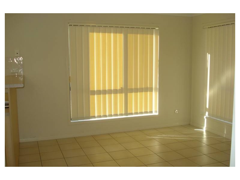 71 Ingles Circuit, Arundel QLD 4214