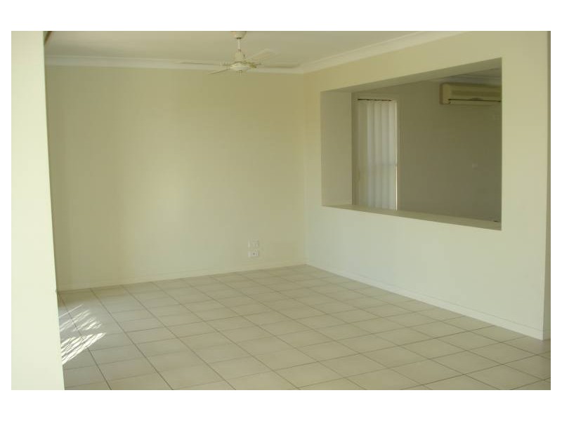 71 Ingles Circuit, Arundel QLD 4214