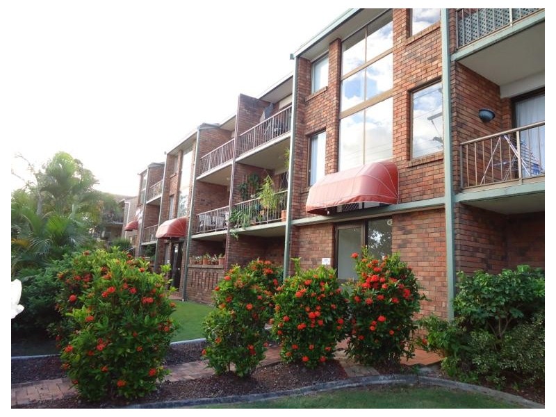 6/27 Whiting Street, Labrador QLD 4215