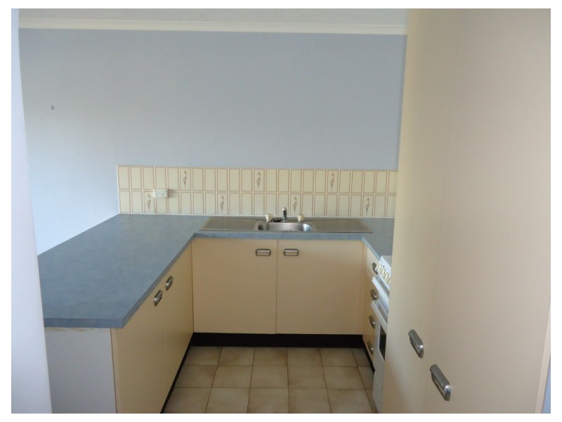 6/27 Whiting Street, Labrador QLD 4215