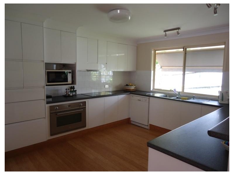 47 Greg Norman Crescent, Parkwood QLD 4214