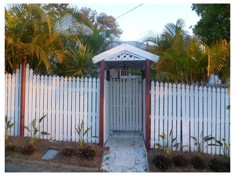 34 Johnston Street, Southport QLD 4215