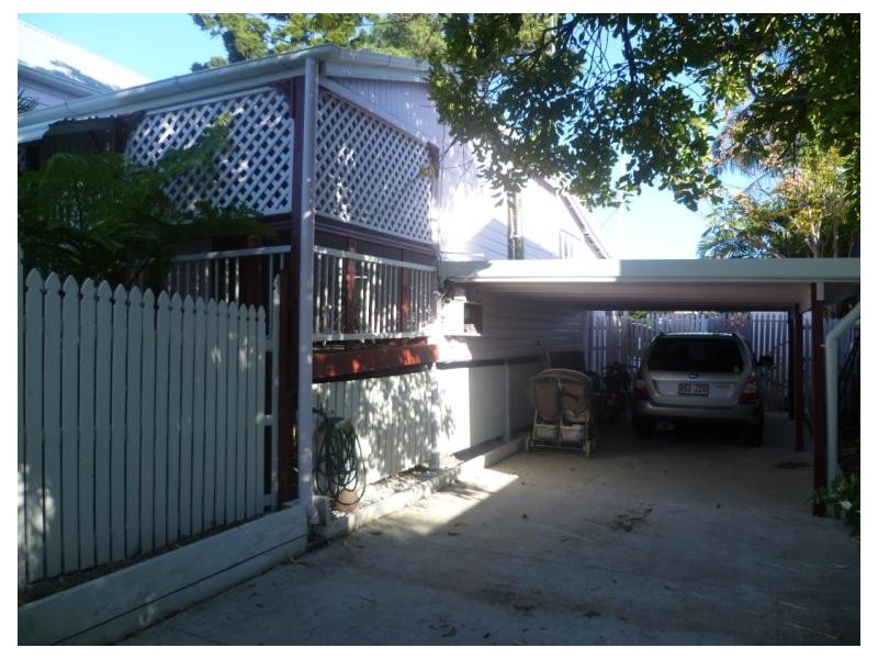 34 Johnston Street, Southport QLD 4215