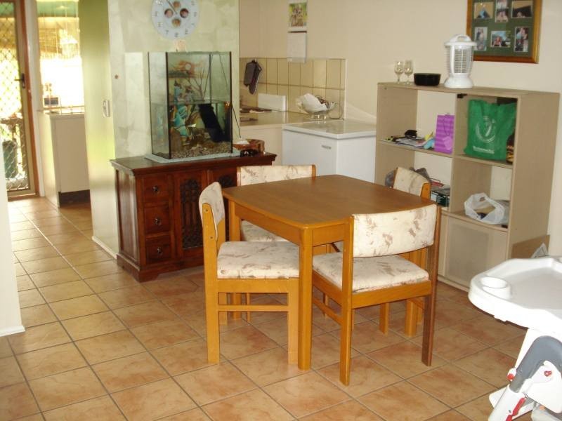 2/4 Galaxy Court, Labrador QLD 4215