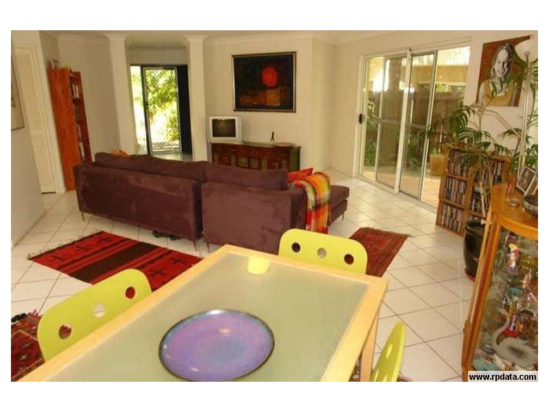 2/16 Hollywell Road, Biggera Waters QLD 4216