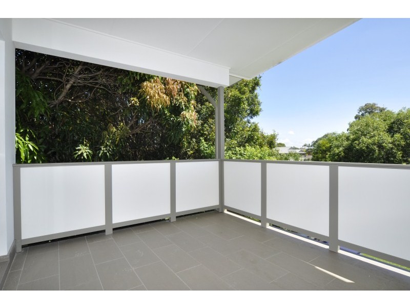 1/7 Penrock Parade, Labrador QLD 4215