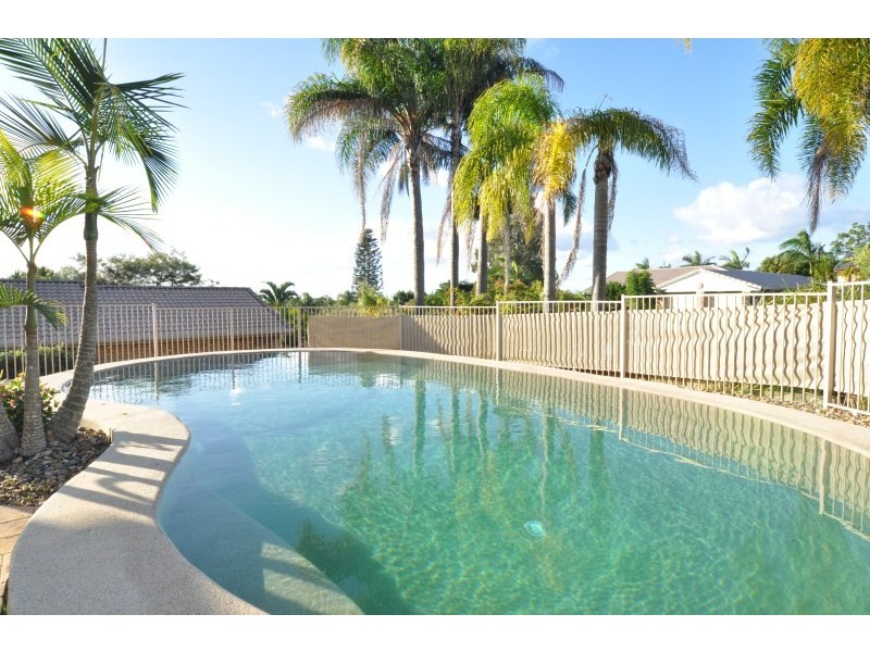 7 Goulburn Close, Arundel QLD 4214