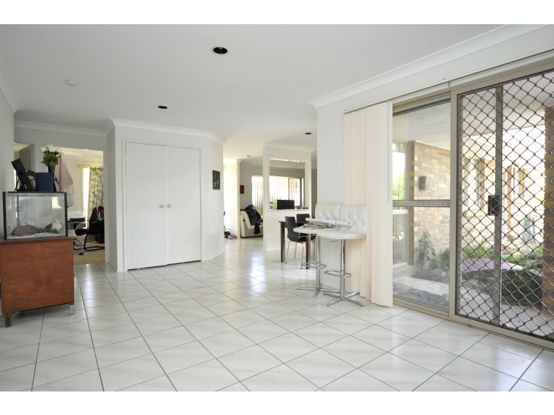 7 Goulburn Close, Arundel QLD 4214