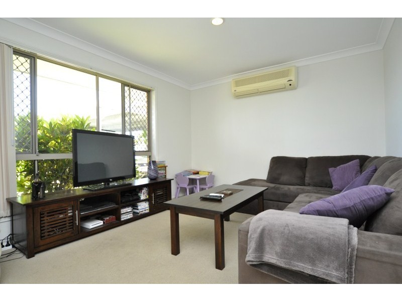 7 Goulburn Close, Arundel QLD 4214