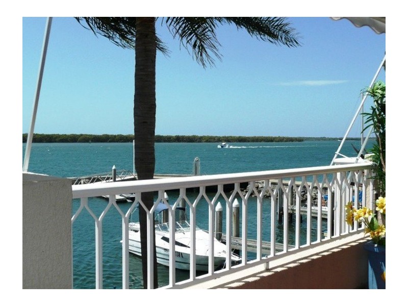 55/3 Marina Crescent, Hollywell QLD 4216