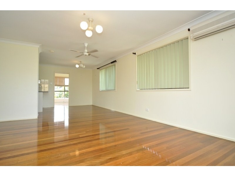 11 Matthew Flinders Drive, Hollywell QLD 4216