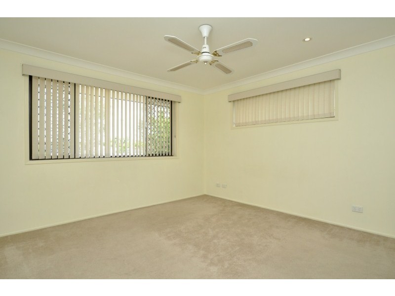 11 Matthew Flinders Drive, Hollywell QLD 4216