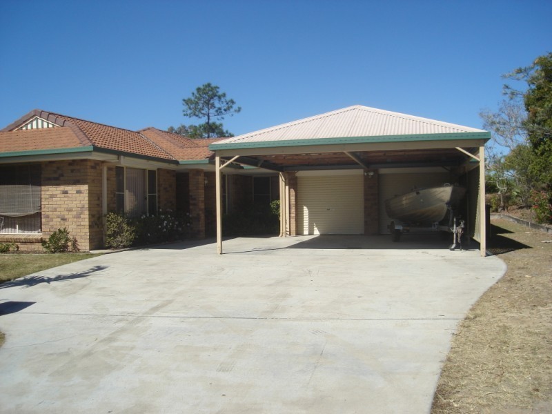 7 Pineview Street, Gaven QLD 4211