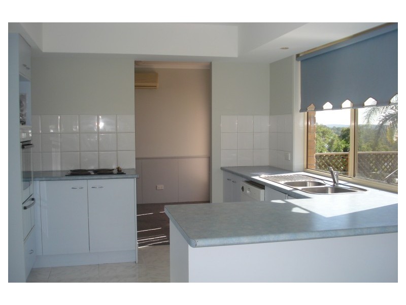 7 Pineview Street, Gaven QLD 4211